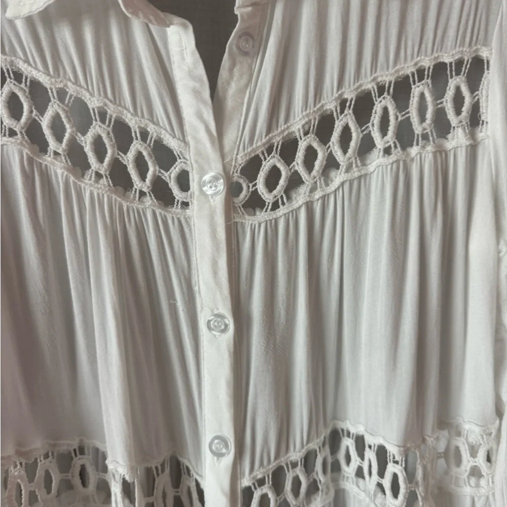 🦩🌴BOHO Beach cover up White Button-Up Tunic with Lace Details🌴🦩 - Picture 8 of 12
